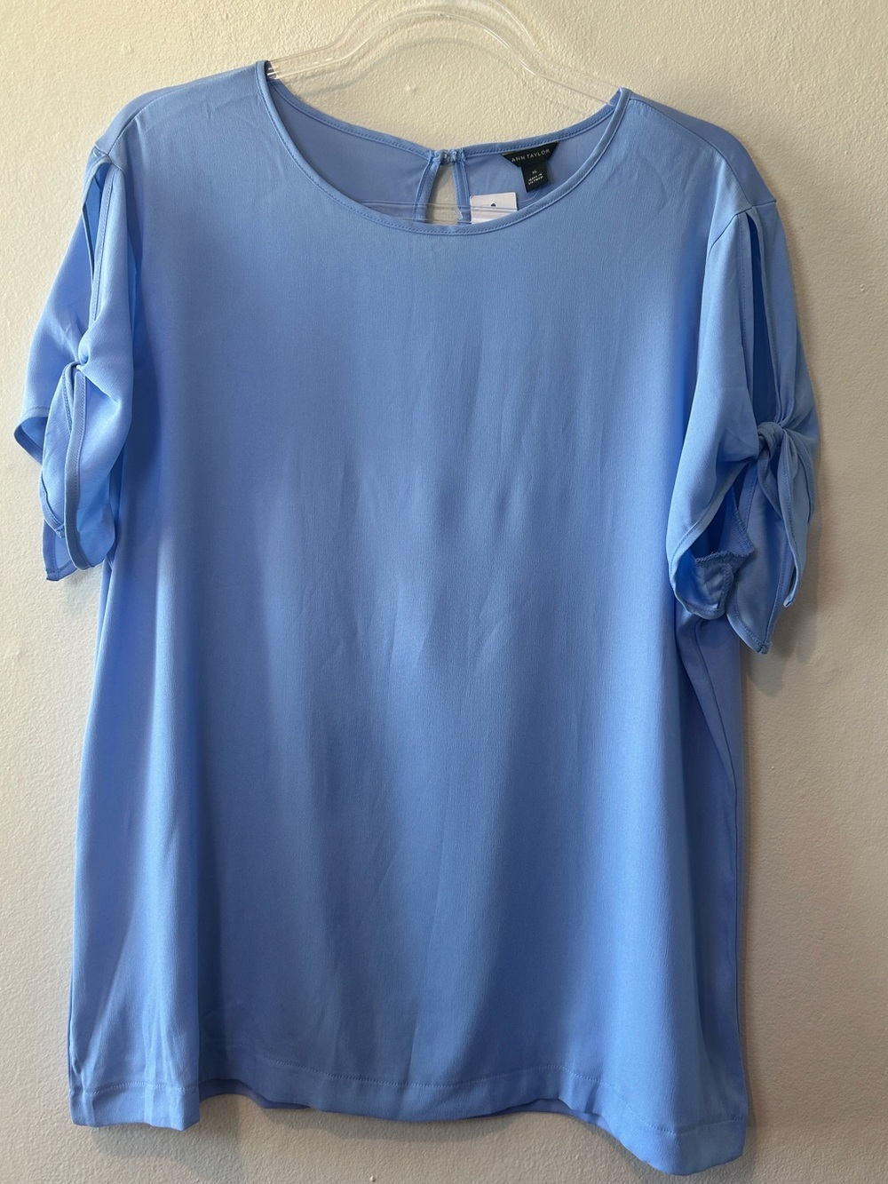 NWT Ann Taylor XL Periwinkle Blue Tie Short Sleeve Blouse Business Casual Top